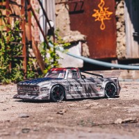 ARRMA 1/7 INFRACTION 6S AVC 4X4 RTR Brushless All-Road Street Bash, Silver ARRMA 1/7 INFRACTION 6S AVC 4X4 RTR Brushless All-Road Street Bash, Silver