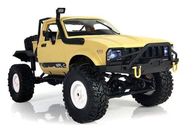 s-idee® Offroad Truck mit 2,4 GHz 4WD bis 10 km/h 1:16 sand